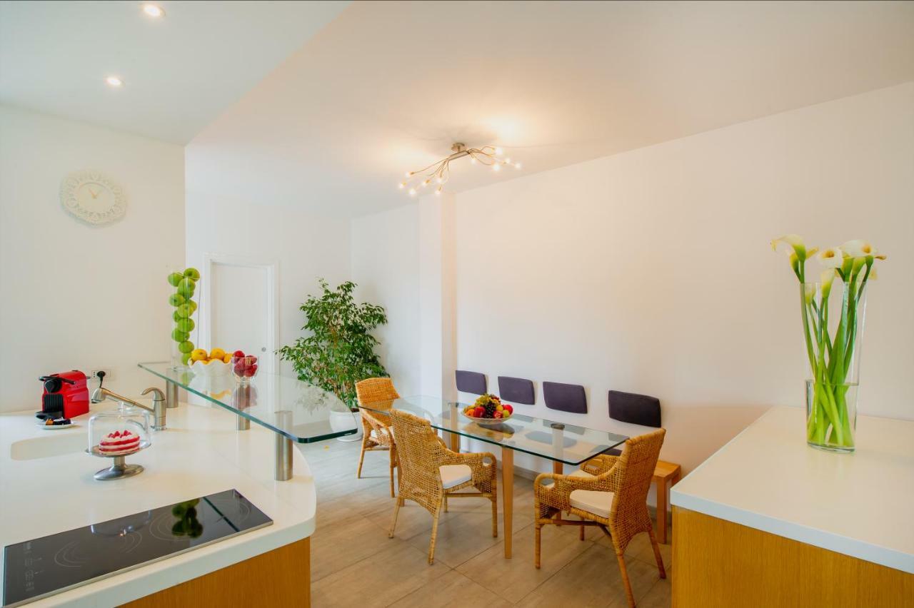 Victoria Apartment Комо Екстериор снимка